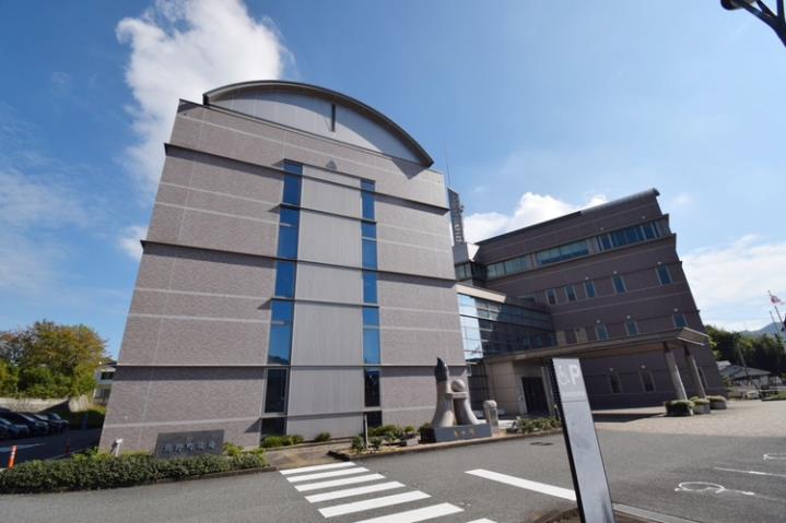 役所　熊野町役場（役所）まで372m