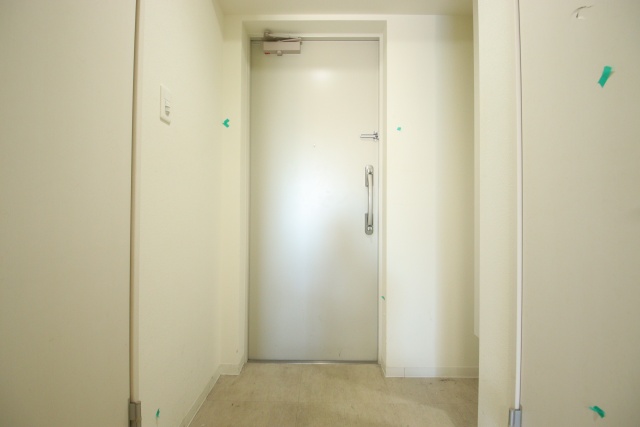 玄関　※別室の参考写真の為、現況優先です。