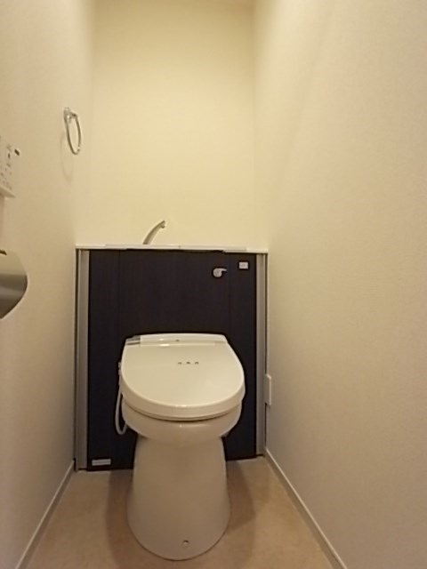 トイレ　コンパクトで使いやすいトイレです