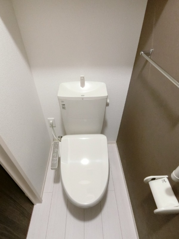 トイレ　図面と現状に相違がある場合には現状を優先．．．