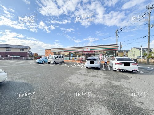 コンビニ　セブンイレブン 広川川瀬店（コンビニ）まで394m
