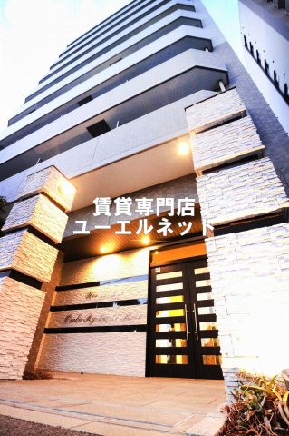 建物外観　シンプルで洗練されたデザインが毎日の暮らしに心地よさをプラス