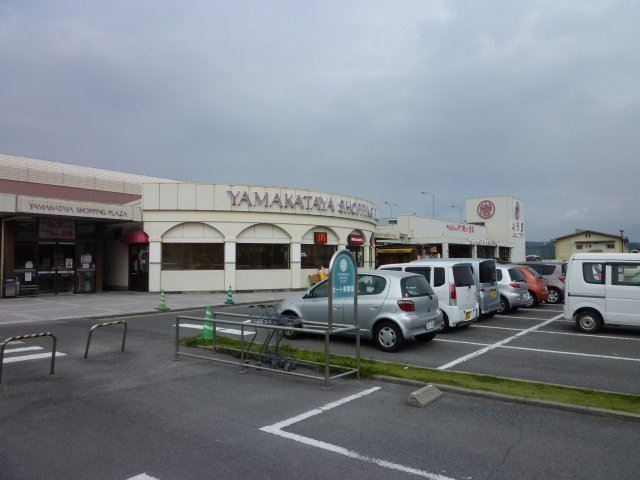 ショッピングセンター　山形屋ショッピングプラザ皇徳寺店（ショッピングセンター）まで100m