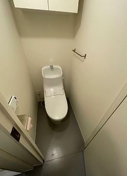 トイレ　※同仕様写真