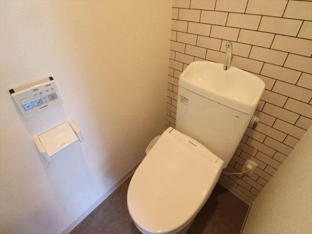 トイレ　ウォシュレット