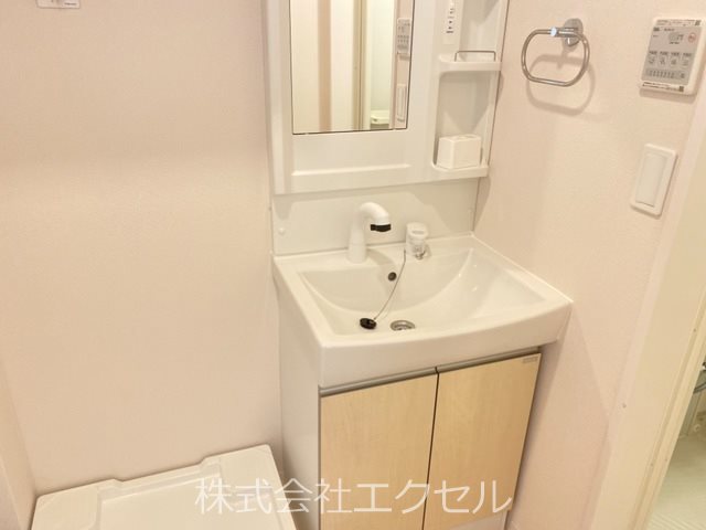洗面設備　綺麗な洗面化粧台♪
