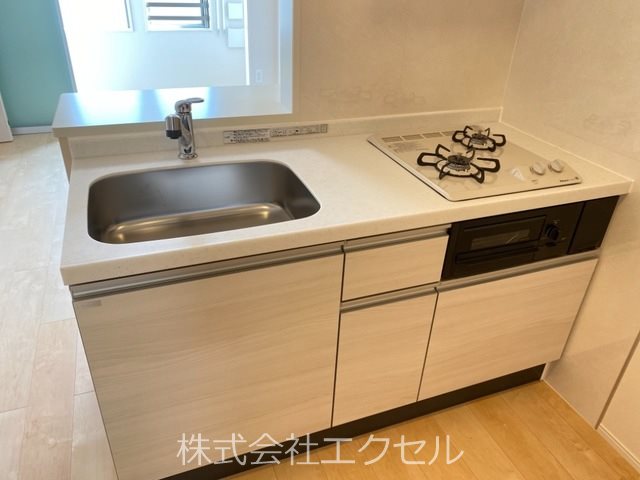 キッチン　グリル付き二口コンロのシステムキッチン♪