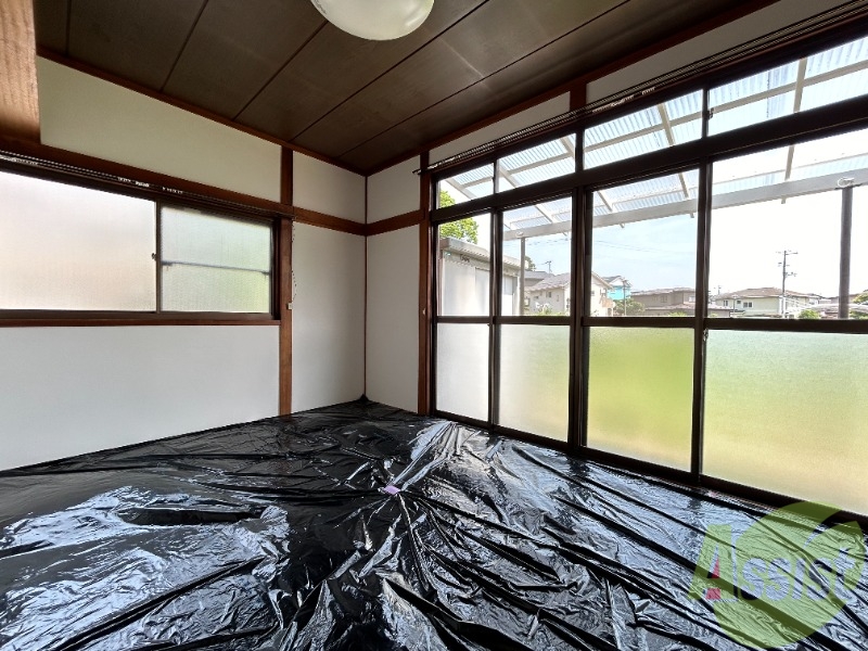 その他部屋・スペース　寝室にはちょうどよい６畳の和室がありました。