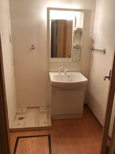 洗面設備　※別室参考写真現況優先。