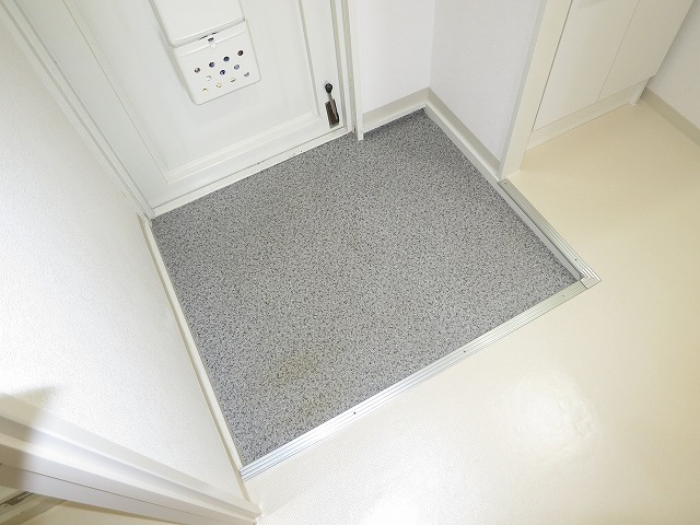 玄関　※同施工会社のイメージ写真※