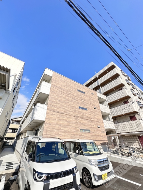 建物外観　モダンな外観に仕上がりました♪