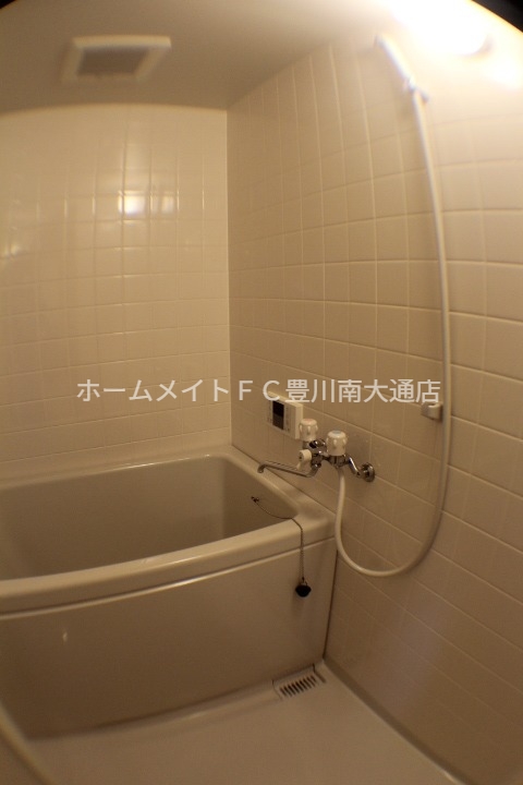 バス・シャワールーム　同型別部屋写真