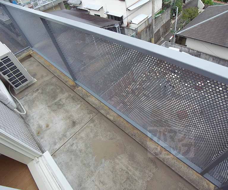 バルコニー　南向きバルコニー。