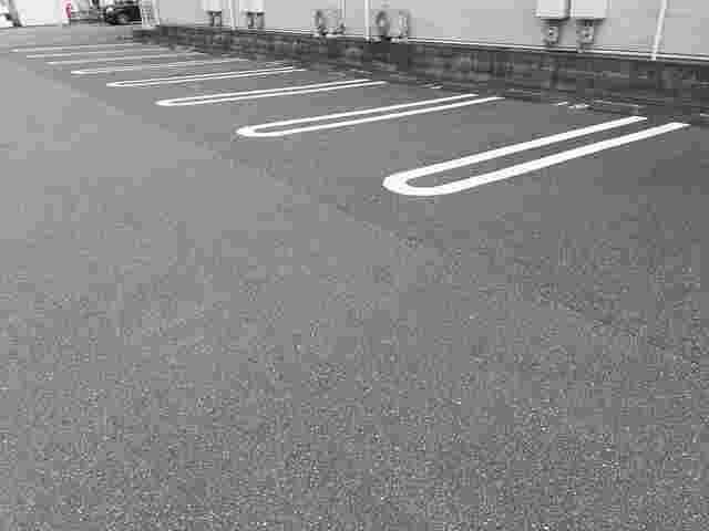 駐車場　駐車場
