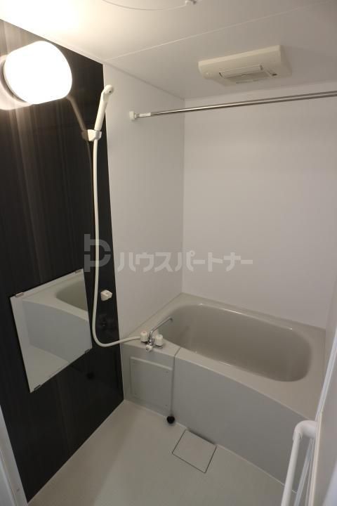 バス・シャワールーム　※同施工会社　参考画像※