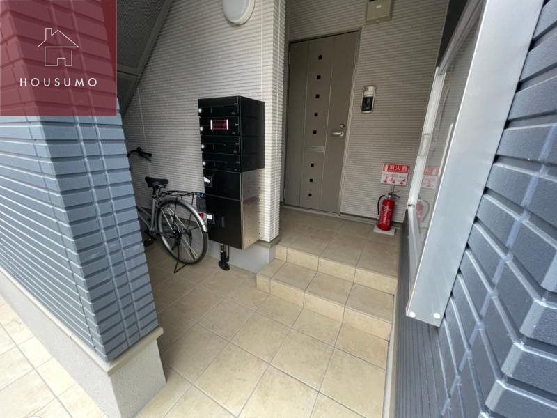 エントランス　建物の内部です