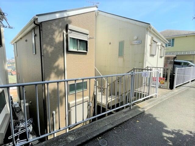 建物外観　閑静な住宅街に位置する物件です