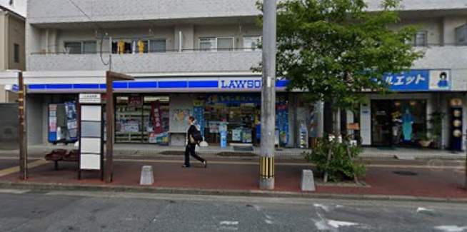 コンビニ　ローソン 南福岡駅前店（コンビニ）まで468m