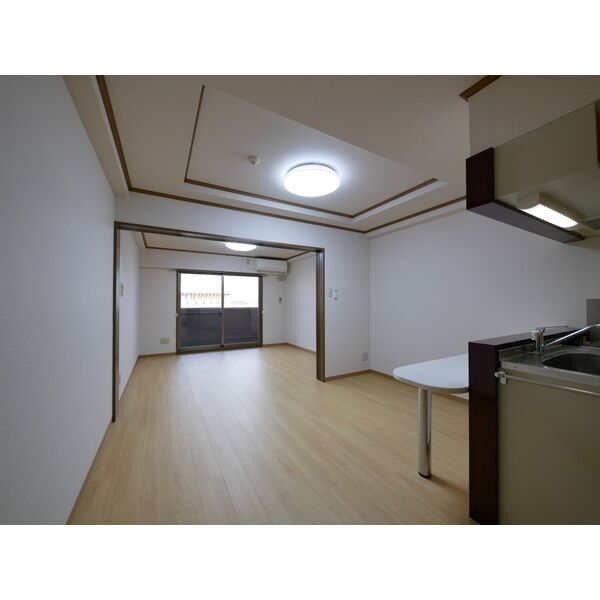 居室・リビング　※室内画像は全て同間取りの別部屋になります