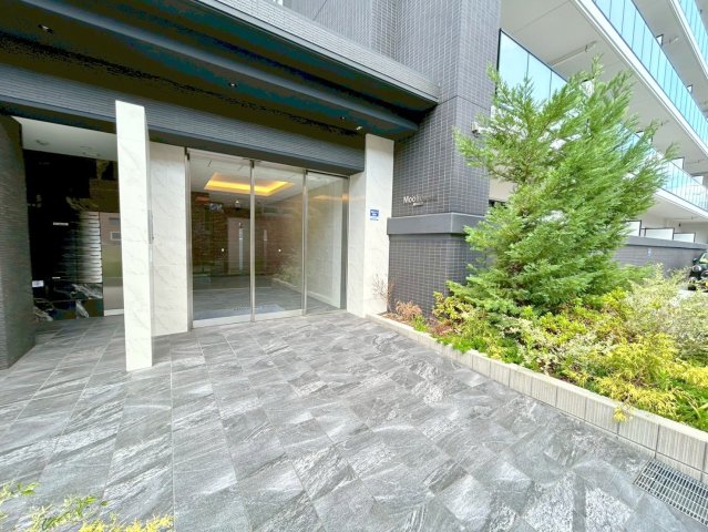 エントランス　素敵なエントランスがあなたを毎日出迎えてくれます。