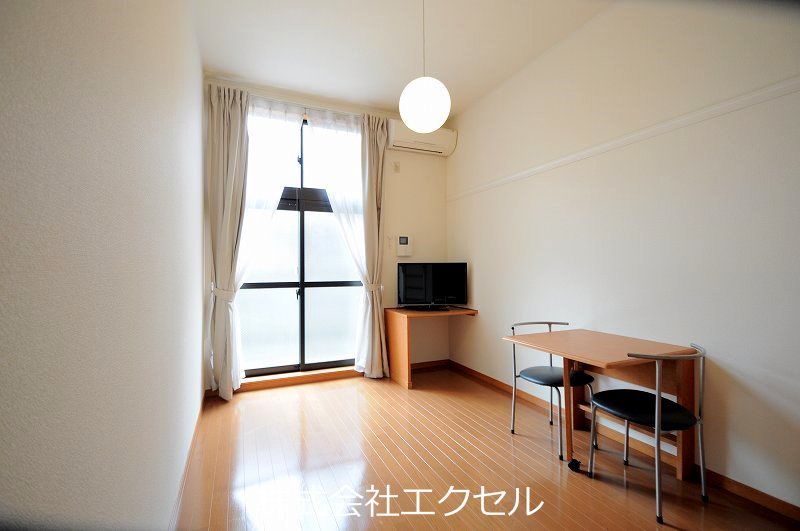 居室・リビング　同等タイプのイメージ写真です。