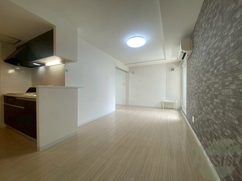 居室・リビング　広くてキレイなお部屋が広がっていて、充実した生活が送れそう。