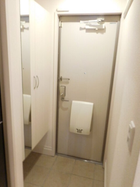玄関　玄関　内観