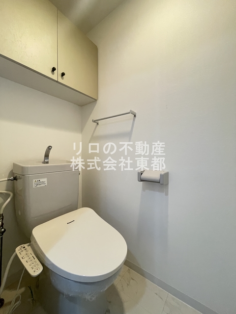 トイレ　洗浄・暖房便座付です！
