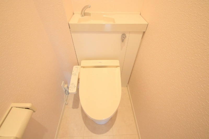 トイレ　シンプルで使いやすいトイレです