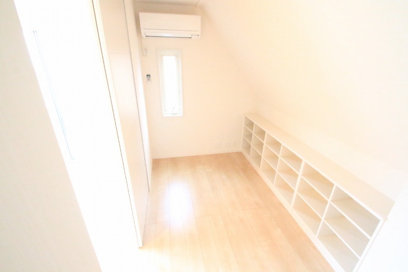 その他部屋・スペース　使い勝手のいい寝室です