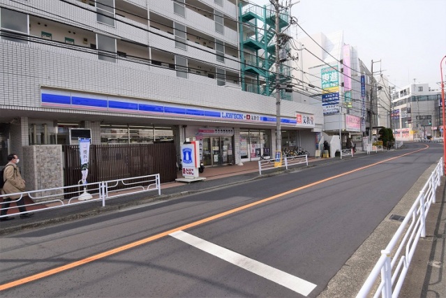 ショッピングセンター　Seriaイオンフードスタイル鴨居店（ショッピングセンター）まで146m