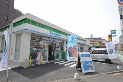 コンビニ　ファミリーマート東村山久米川通り店（コンビニ）まで58m