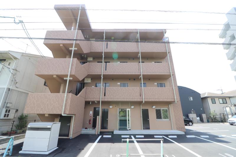 建物外観　リヴェール9西条中央　外観