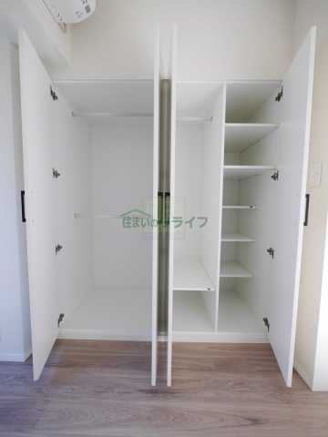 収納　パークアクシス市谷加賀町