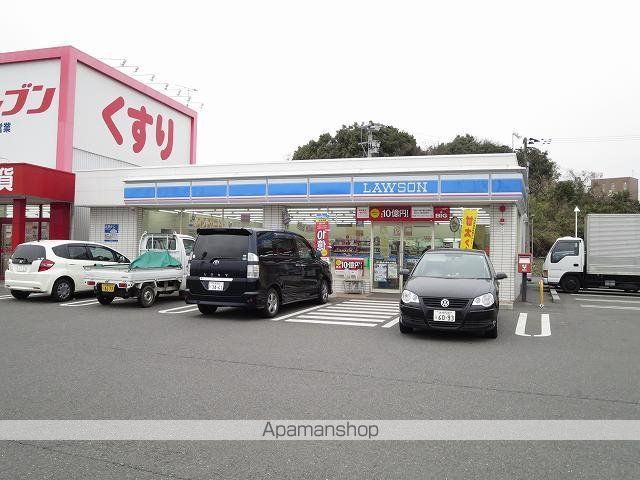 コンビニ　ローソン（コンビニ）まで400m