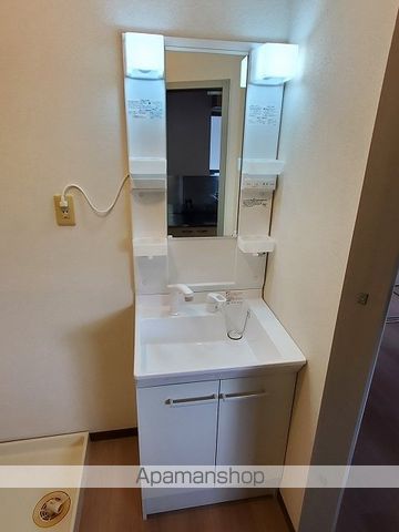 ＪＲ東海道本線 浜松駅 バス乗車時間：35分 最寄りバス停で下車 徒歩5分 2階建 築34年の内装写真