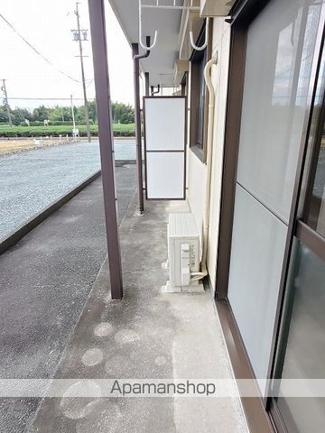 ＪＲ東海道本線 浜松駅 バス乗車時間：35分 最寄りバス停で下車 徒歩5分 2階建 築34年の内装写真