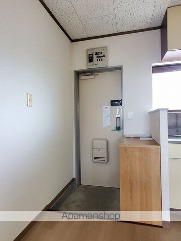 ＪＲ東海道本線 浜松駅 バス乗車時間：35分 最寄りバス停で下車 徒歩5分 2階建 築34年の玄関写真