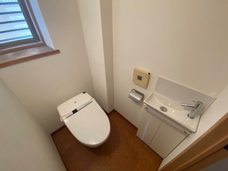 北山アトリエビルのトイレ写真