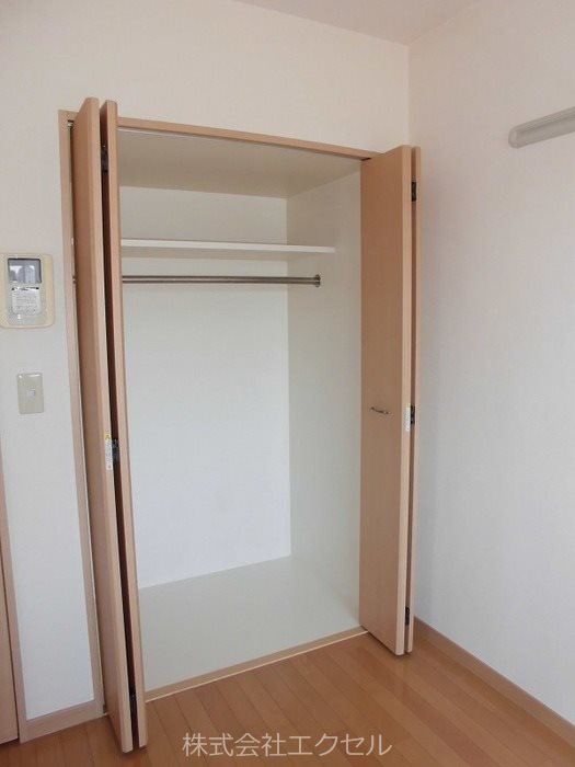 収納　クローゼット付きです。