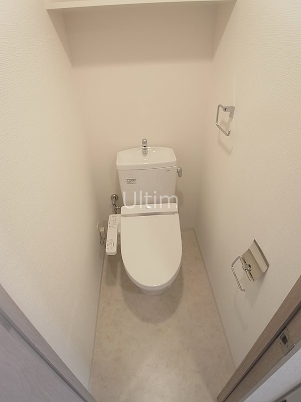 トイレ　同タイプ別室の画像です、ご参考までに