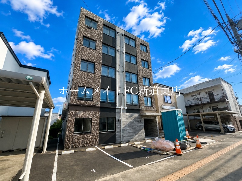 建物外観　建物外観
