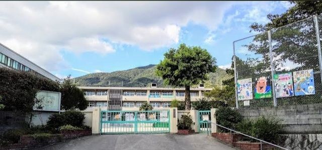 小学校　呉市立明立小学校（小学校）まで1400m