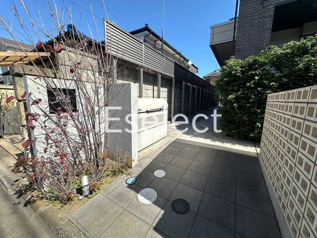 エントランス　エントランスはこちら！