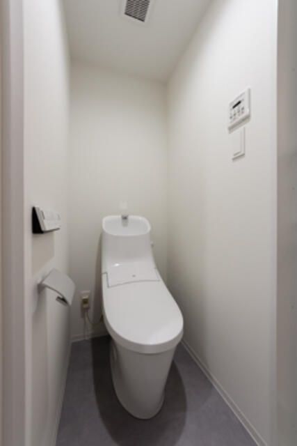 トイレ　写真は同タイプ住居です