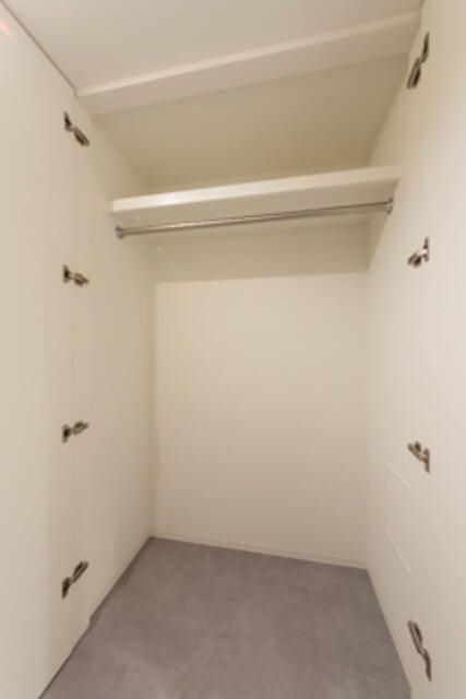 収納　写真は同タイプ住居です