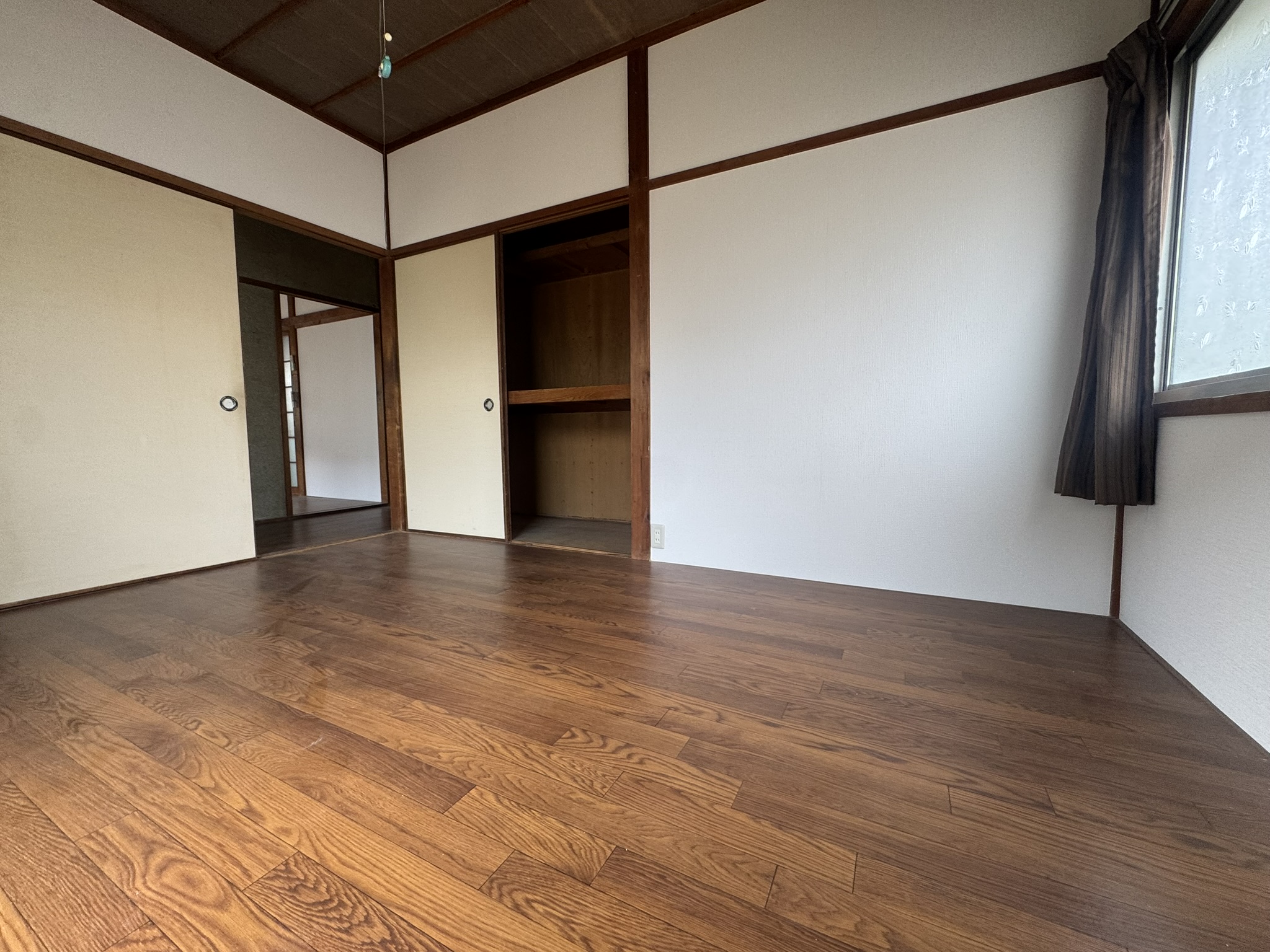 大島山下住宅の内装写真