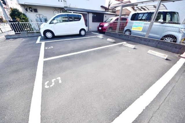 駐車場　★駐車場★