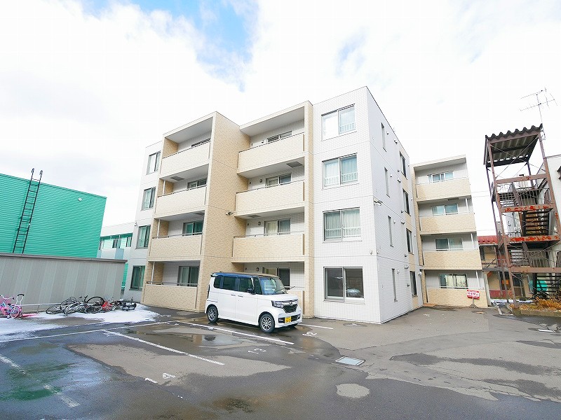 建物外観　物件名【アロッジオ厚別】とお伝え下さい！
