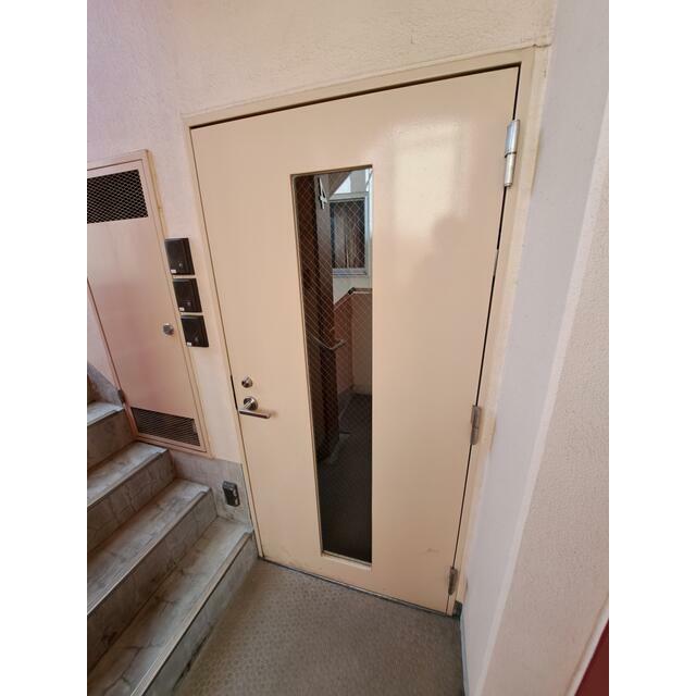 その他　●各フロア毎オートロックあり